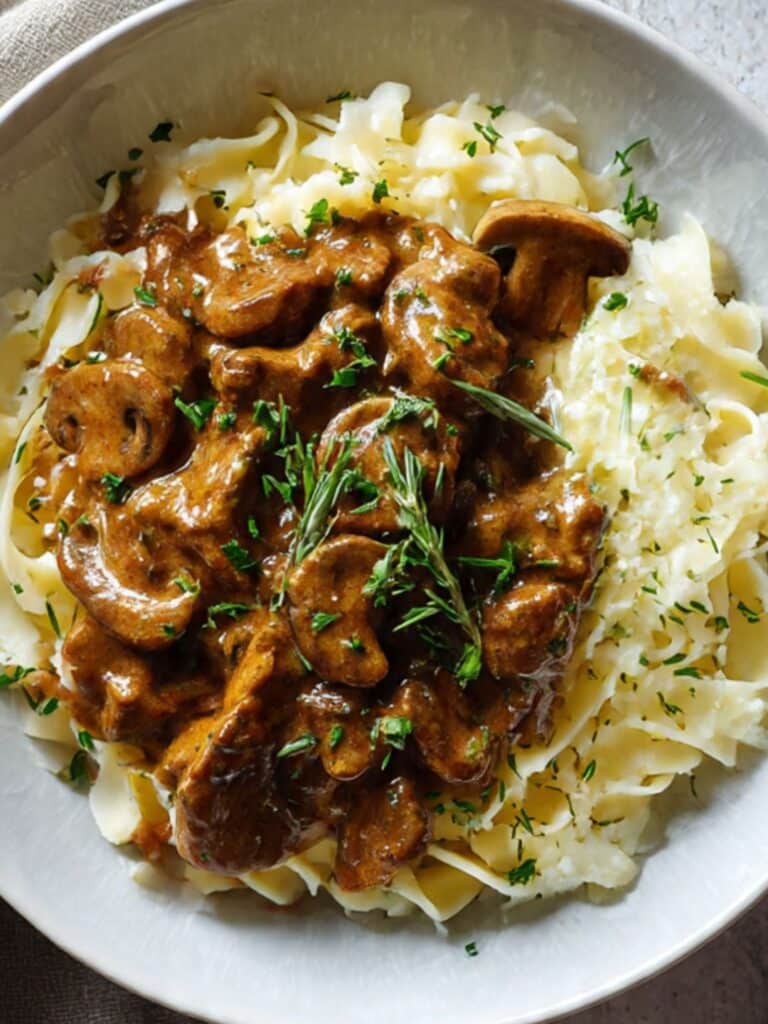 Simple Beef Stroganoff